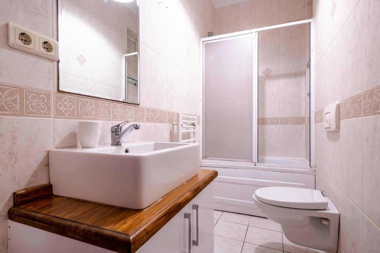 Centrally Located Apartment With Balcony In Sisli Istanbul Exteriör bild